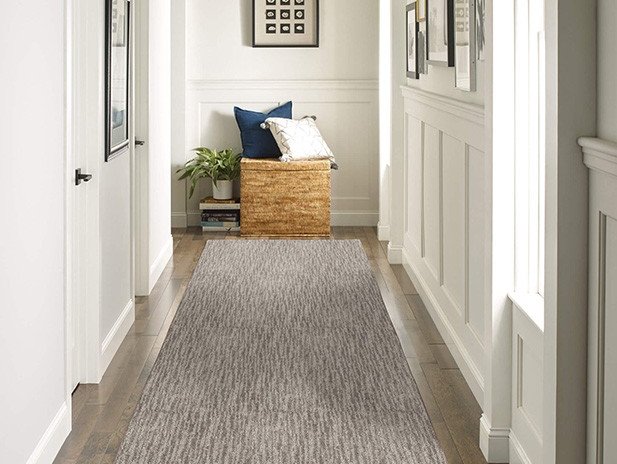 creating-a-festive-look-with-area-rugs-and-runners